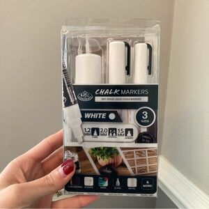 4/$10 - 3-Pack White Chalk Markers